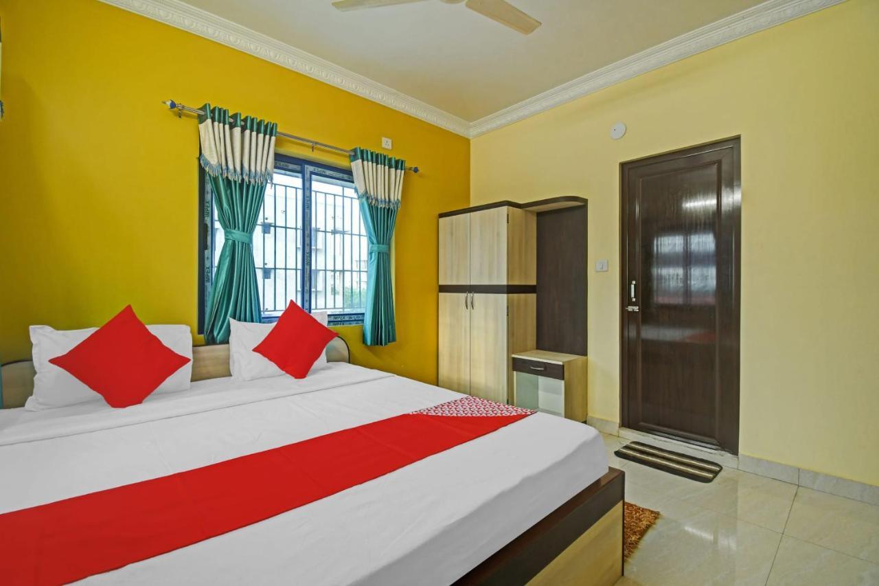 Oyo Flagship 84655 S S Guest House Kolkata Exterior photo